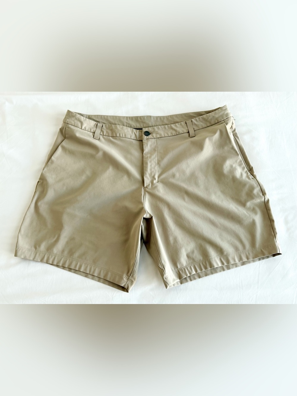 Lululemon Men's Commission Golf Shorts Size 38